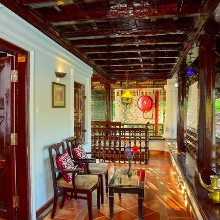 Kumarakom Tharavadu - A Heritage Hotel, Kumarakom By Perfect Stays المظهر الخارجي الصورة