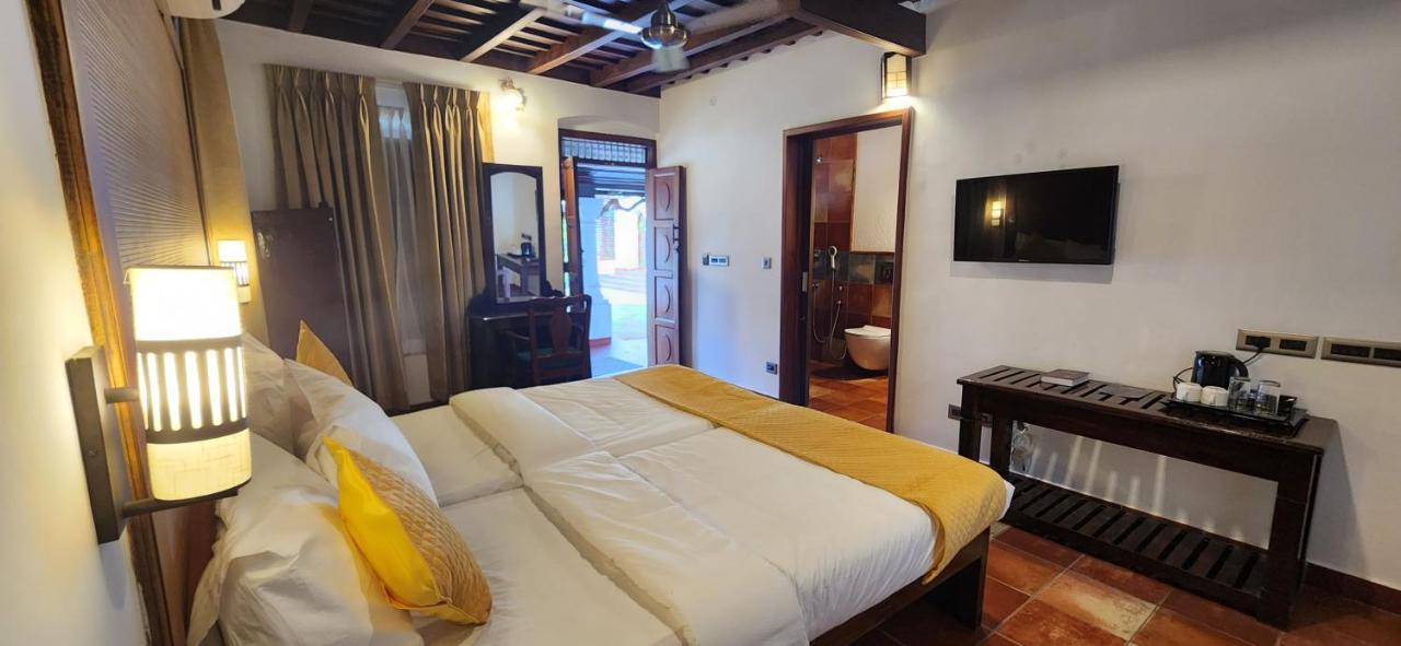 Kumarakom Tharavadu - A Heritage Hotel, Kumarakom By Perfect Stays المظهر الخارجي الصورة